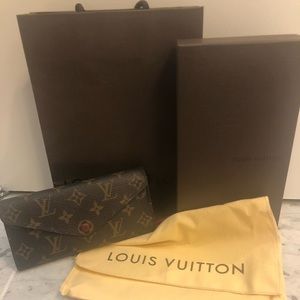 Louis Vuitton Josephine wallet
